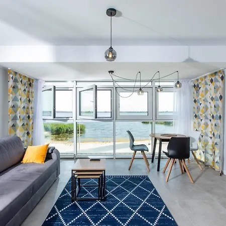 Mistral By Major Domus Club *